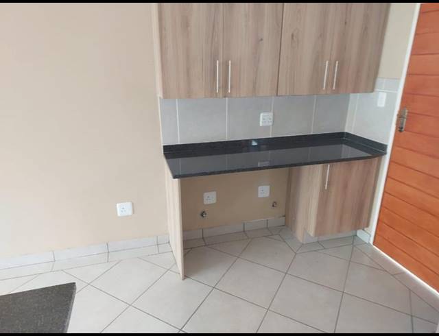 3 BEDROOM TOWNHOUSE FOR SALE IN RIVERSDALE